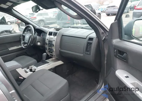 2010 Ford Escape Xlt из США, поврежденный, VIN 1FMCU9D75AKD09333